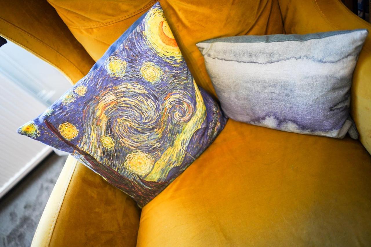 The Art Bank Bed & Breakfast *